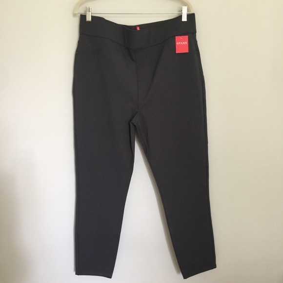 SPANX Pants - NWT Spanx Ponte Ankle-Length Leggings
